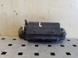 Audi 80 90 S2 B4 Takaoven ulkokahva 8A0839205