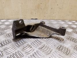 Audi 80 90 S2 B4 Supporto di montaggio della pompa del servosterzo 068145531A