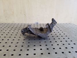 Audi A6 S6 C4 4A Supporto di montaggio della pompa del servosterzo 054145523G