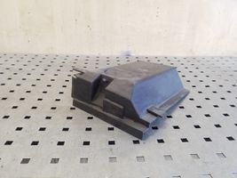 Audi 80 90 S2 B4 Altra parte del vano motore 893805965