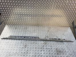 Audi 80 90 S2 B4 Etuoven kynnyksen suojalista 