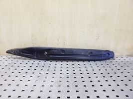 Citroen C4 Grand Picasso Moldura del borde del guardabarros 9677298680