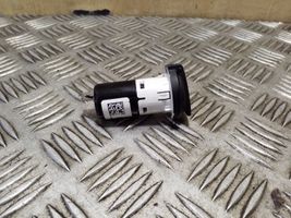 KIA Soul Connettore plug in USB 96125K0000