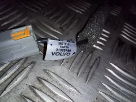 Volvo V40 Faisceau de câbles hayon de coffre 31328789