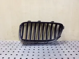 BMW 5 F10 F11 Maskownica / Grill / Atrapa górna chłodnicy 51137336478