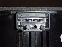 Ford Ranger Garsiakalbis (-iai) galinėse duryse JB3T18808GA