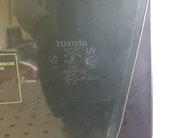 Toyota RAV 4 (XA20) Etuoven ikkunalasi, neliovinen malli 