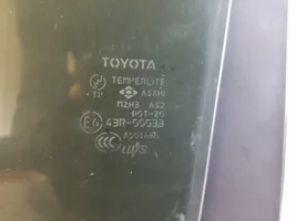 Toyota RAV 4 (XA20) Vetro del finestrino della portiera posteriore 