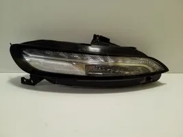 Jeep Cherokee Headlight/headlamp 68157104AO