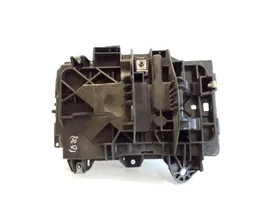 Jeep Cherokee Akumuliatoriaus tvirtinimo padas 68186053AC