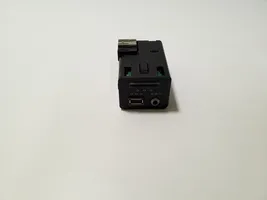 Jeep Cherokee Gniazdo / Złącze USB 68146071AC