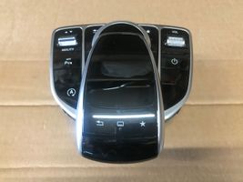 Mercedes-Benz C W205 Bedieneinheit Controller Multimedia A2059005915