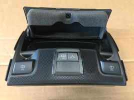 Mercedes-Benz C W205 Etuistuimen valo A2059008230