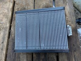 Volkswagen Touareg II Air conditioning (A/C) radiator (interior) 7P0820101A