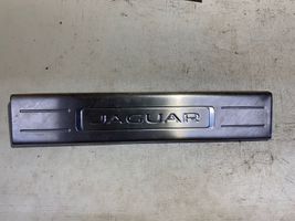 Jaguar XJ X351 Front sill trim cover AW9313200