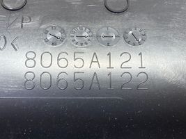 Mitsubishi Outlander Ohjauspyörän pylvään verhoilu 8065A122