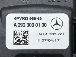 Mercedes-Benz GLE (W166 - C292) Pedał gazu / przyspieszenia A2923000100