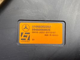 Mercedes-Benz GLE (W166 - C292) Žemo dažnio garsiakalbis A1668202202
