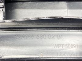 Mercedes-Benz GLE (W166 - C292) Copertura del rivestimento del sottoporta posteriore A1666800204