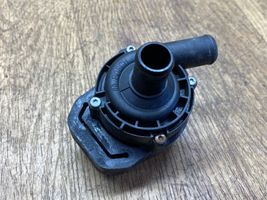 Mercedes-Benz GLE (W166 - C292) Pompe à eau de liquide de refroidissement A2118350028