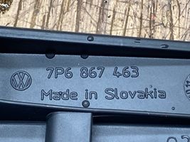 Volkswagen Touareg II Inne elementy wykończeniowe drzwi tylnych 7P6867463