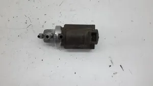 Volkswagen PASSAT B5.5 Vacuum valve 90310