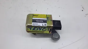 Toyota Corolla Verso E121 Czujnik uderzenia Airbag 8983013010