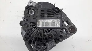 Renault Megane I Generatore/alternatore TG11C055