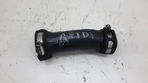 Audi A8 S8 D3 4E Tube d'admission de tuyau de refroidisseur intermédiaire 4E0145721