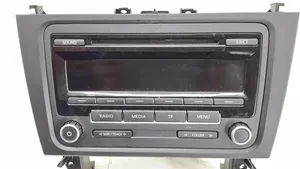 Volkswagen Golf VI Unidad delantera de radio/CD/DVD/GPS 1K0035186AN