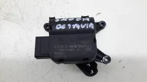 Skoda Octavia Mk2 (1Z) Motor/activador trampilla de calefacción 1K0907511B