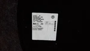 Volkswagen Golf VI Tavaratilan pohjan tekstiilimatto 5K6863463