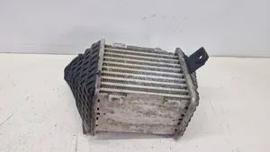 Volkswagen Golf III Chłodnica powietrza doładowującego / Intercooler 1H0146805