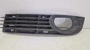 Audi A4 S4 B8 8K Grille inférieure de pare-chocs avant 4E0807681AD