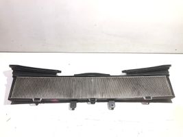 BMW 3 E92 E93 Einzelteil Verkleidung Innenraumfilter 6989498