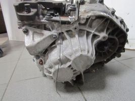 Volvo S60 Mechaninė 6 pavarų dėžė 666R7002BB