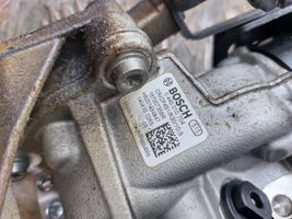 Nissan Note (E12) Pompe d'injection de carburant à haute pression 0445010704