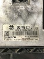 Volkswagen Polo IV 9N3 Moottorin ohjainlaite/moduuli 045906013E