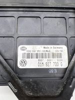 Volkswagen Golf III Module de contrôle de boîte de vitesses ECU 01M927733G