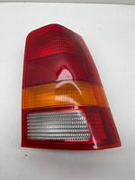 Opel Kadett E Riflettore fanale posteriore D070002