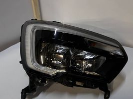 Renault Master III Lampa przednia 260105567R