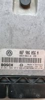 Volkswagen Touran I Moottorin ohjainlaite/moduuli 06F906056N