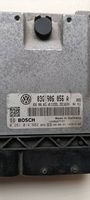 Volkswagen Touran I Calculateur moteur ECU 03G906021AB