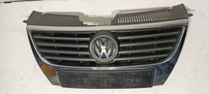 Volkswagen PASSAT B6 Augšējais režģis 1C0853651AH