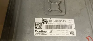 Volkswagen Caddy Dzinēja vadības bloks 03L906023PK