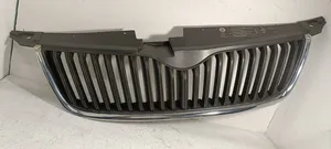 Skoda Yeti (5L) Atrapa chłodnicy / Grill 5L0853668