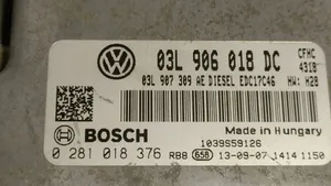 Volkswagen Caddy Блок управления двигателя 03L906018DC