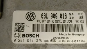 Volkswagen Caddy Variklio valdymo blokas 03L906018DC