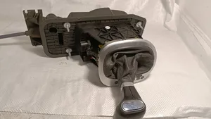 Volkswagen Touran I Gear selector/shifter (interior) 1T1713025J