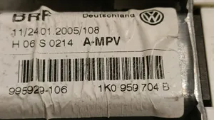 Volkswagen Touran I Motorino alzacristalli della portiera posteriore 1K0959704B